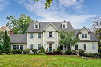 22 Latisquama Road, Southborough, MA 01772 - Photo 1