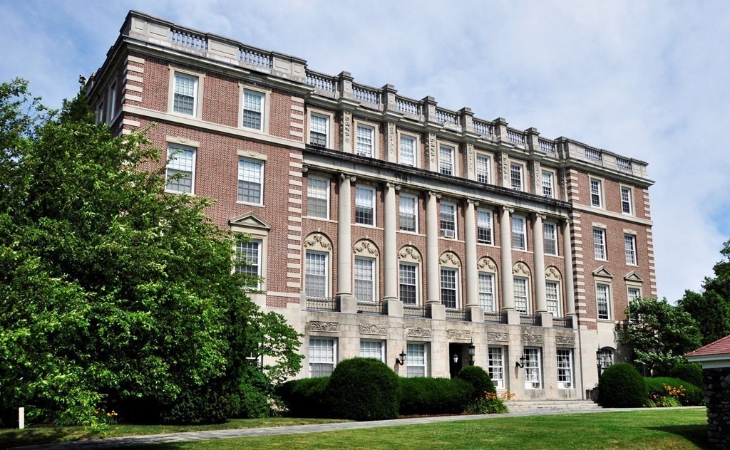 16 Balmoral St 203, Andover, MA 01810 MLS 72914071 Coldwell Banker