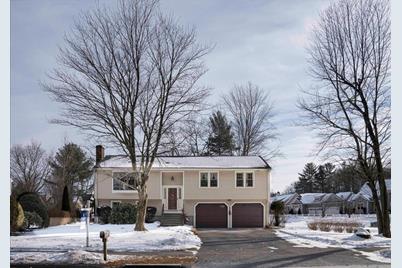 102 Lincoln St, Northborough, MA 01532 - Photo 1