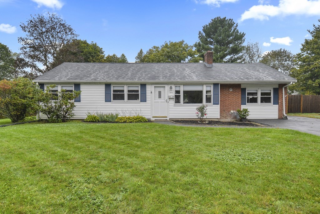 370 Elm St, Framingham, MA 01701 - MLS 72940374 - Coldwell Banker