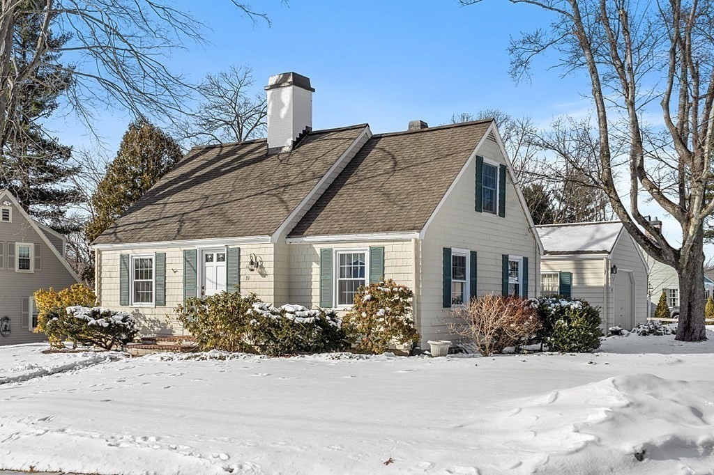 39 Juniper Ave, Wakefield, MA 01880 MLS 72944880 Coldwell Banker