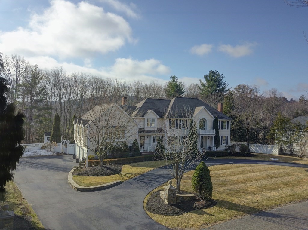 17 Hidden Ct, North Andover, MA 01845 MLS 72954445 Coldwell Banker