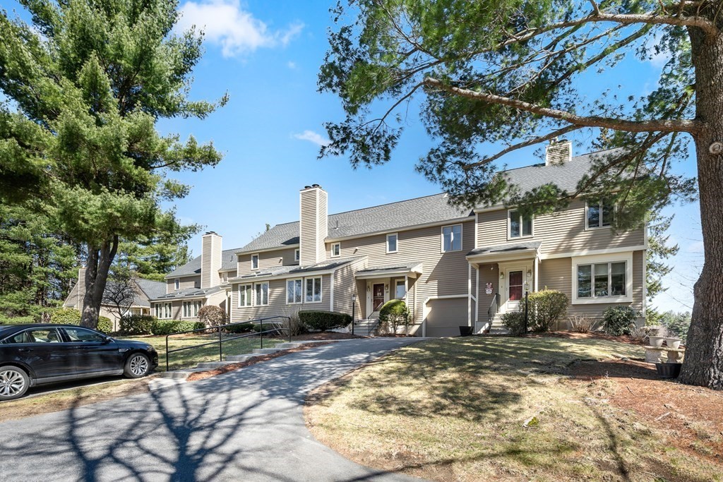 231 Brickett Hill Cir 231, Haverhill, MA 01830 MLS 72956621