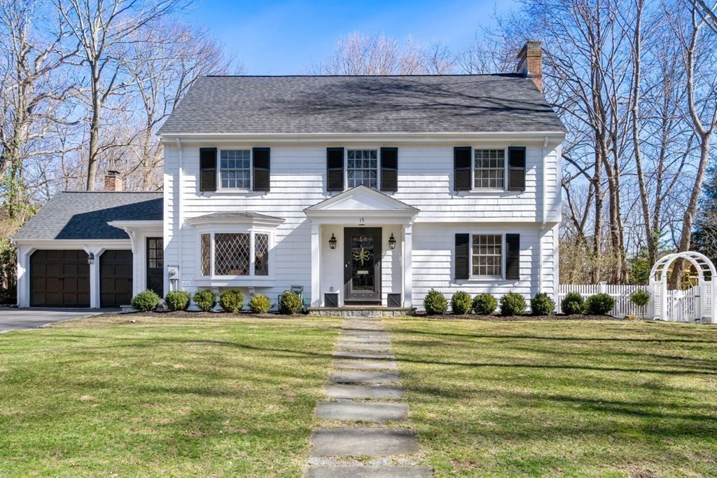 15 Arnold Rd, Wellesley, MA 02481 MLS 72959455 Coldwell Banker