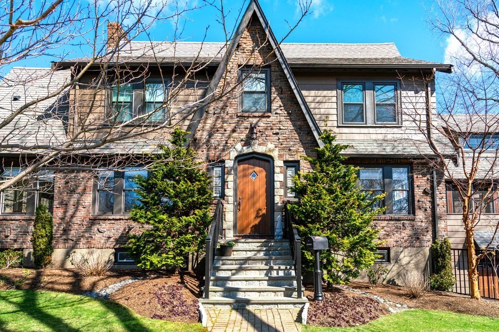 796 Chestnut St, Newton, MA 02468 MLS 72963162 Coldwell Banker