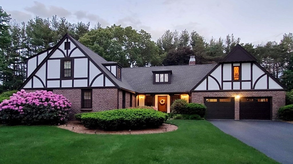 10 Carlton Dr, Acton, MA 01720 MLS 72963187 Coldwell Banker