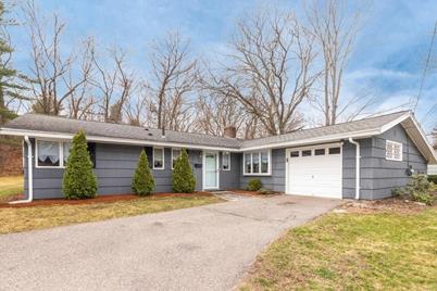 11 Ashmont Dr, Framingham, MA 01701 - Photo 1