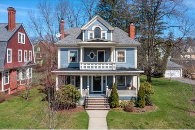 83 Magnolia Ter, Springfield, MA 01108 - Photo 1