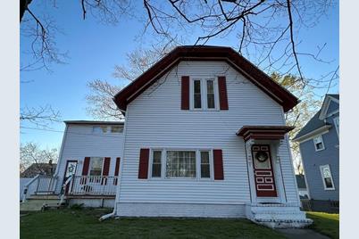 7 Ellis St, Attleboro, MA 02703 - Photo 1