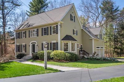 245 Causeway Street, Medfield, MA 02052 - Photo 1