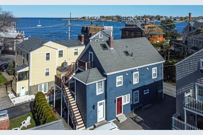 3 Circle St #3, Marblehead, MA 01945 - Photo 1