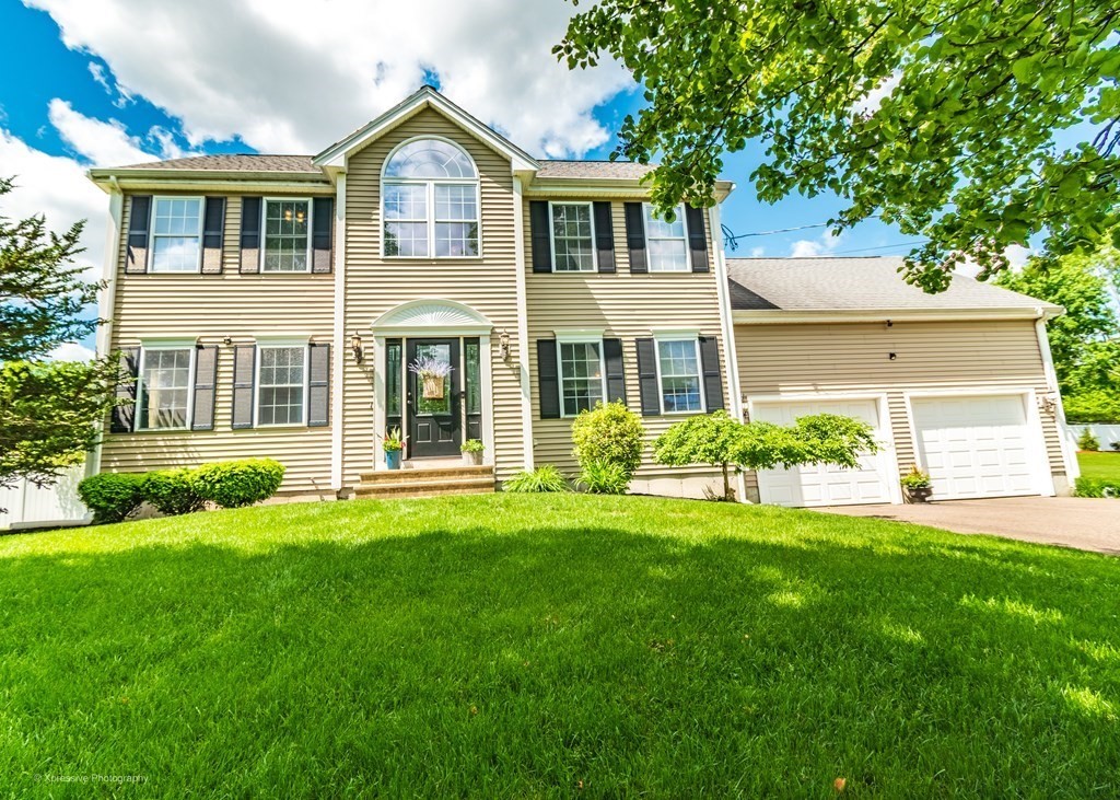 1031 Lincolnshire Dr, North Attleboro, MA 02760 MLS 72990252