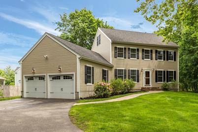 16 Pine St, Easton, MA 02375 - Photo 1