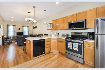 139 W 6th St #1, Boston, MA 02127 - Photo 1