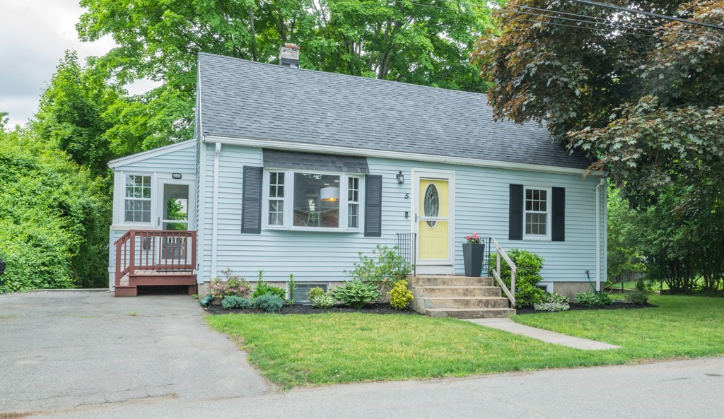 5 Veterans Ln, Stoneham, MA 02180 MLS 72993374 Coldwell Banker