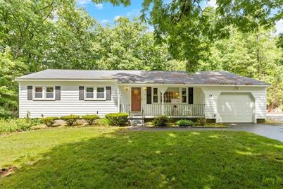 28 Chestnut Hill Rd, Chelmsford, MA 01824 - Photo 1