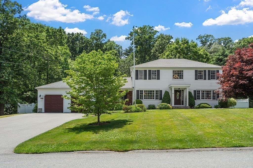 50 Fox Run Dr, Tewksbury, MA 01876 MLS 72997704 Coldwell Banker