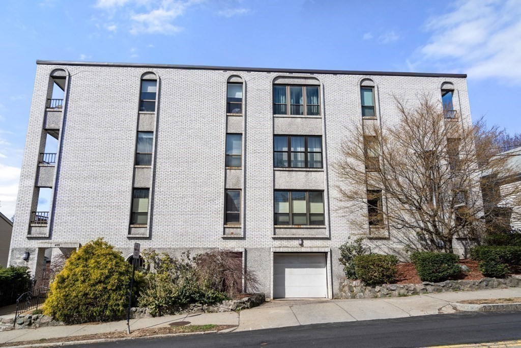 405 Langley Rd #2-B, Newton, MA 02459 - MLS 73000033 - Coldwell Banker