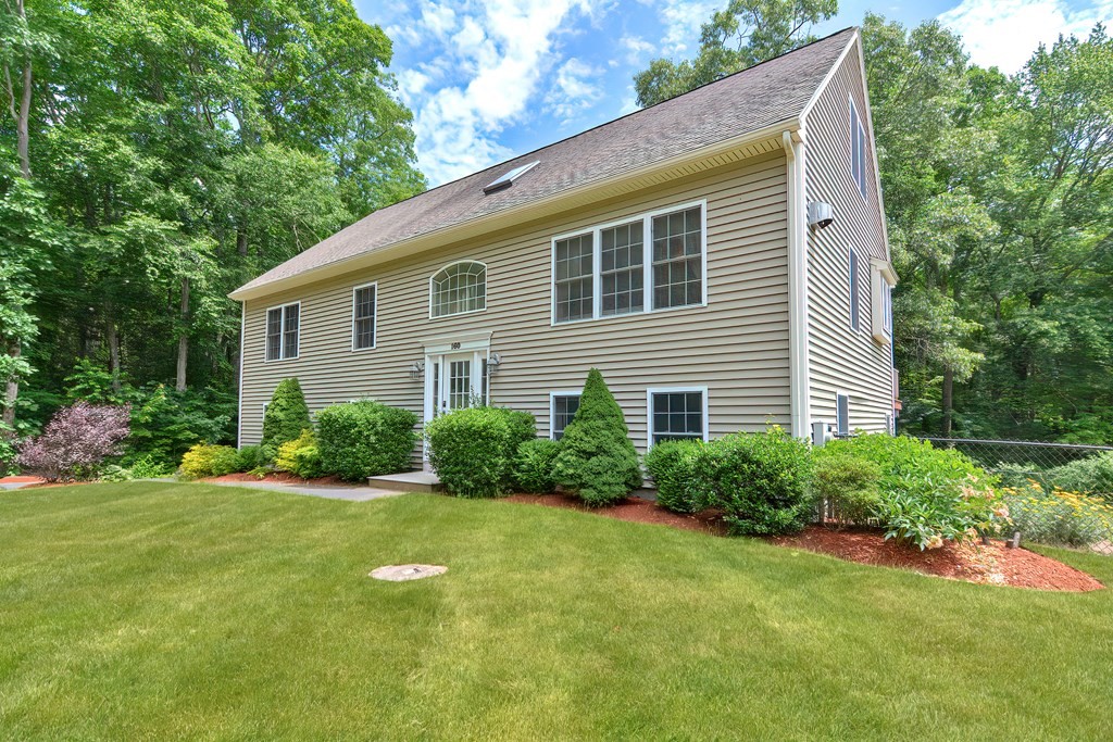 160 SW Main St, Douglas, MA 01516 MLS 73002226 Coldwell Banker