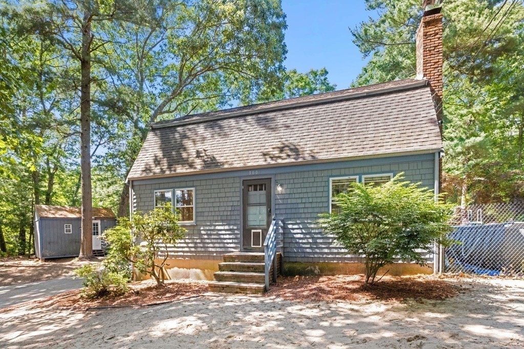 300 School St, Pembroke, MA 02359 MLS 73003226 Coldwell Banker