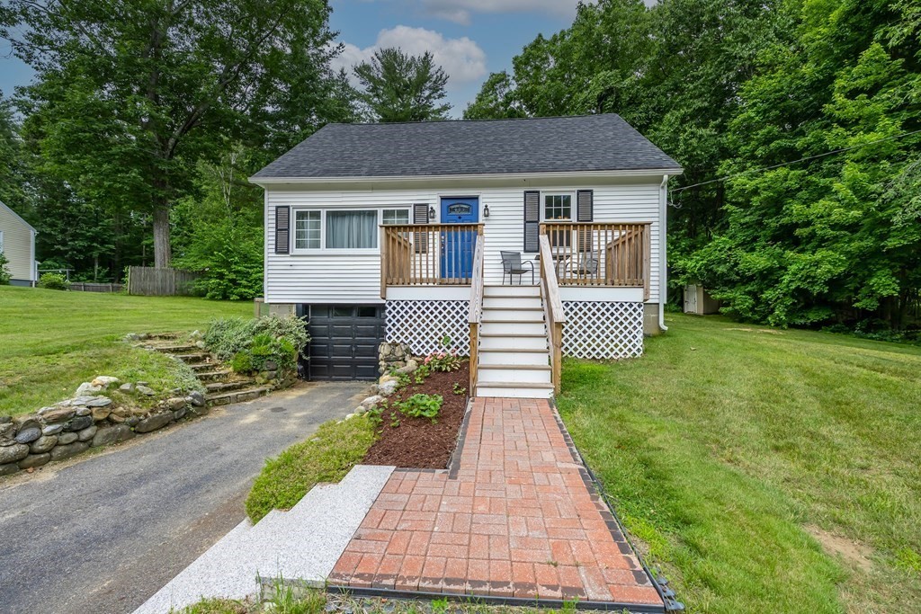 98 Newton Rd, Plaistow, NH 03865 MLS 73004994 Coldwell Banker