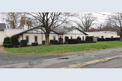 67 Mainline Dr, Westfield, MA 01085 - Photo 1