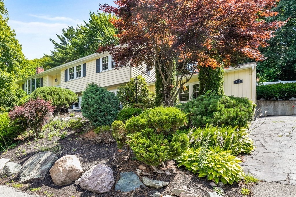 210 Lisle St, Braintree, MA 02184 MLS 73017611 Coldwell Banker
