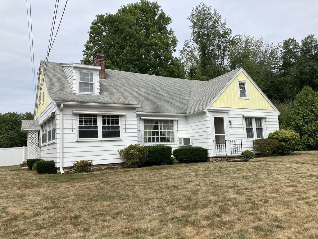 15 Cedar St, Sturbridge, MA 01518 MLS 73018148 Coldwell Banker