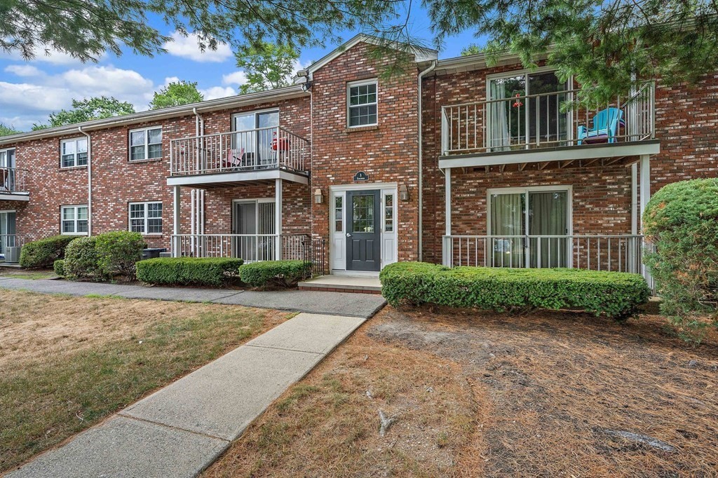 8 Kingswood Dr 5D, Abington, MA 02351 MLS 73023097 Coldwell Banker