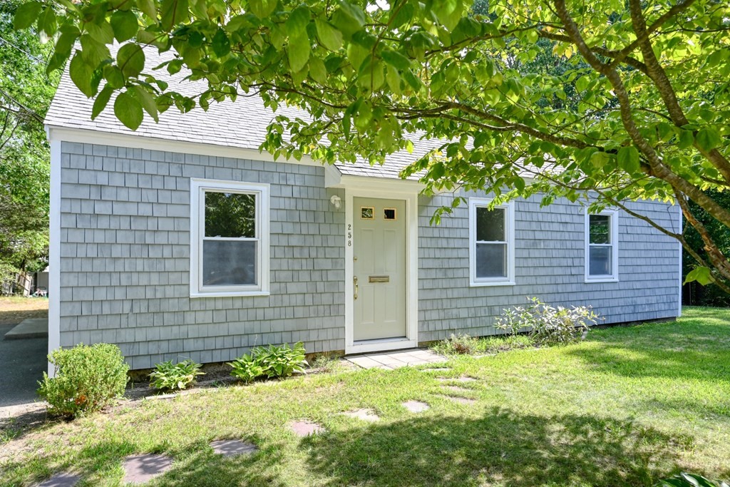 258 Stoughton St, Stoughton, MA 02072 MLS 73023514 Coldwell Banker