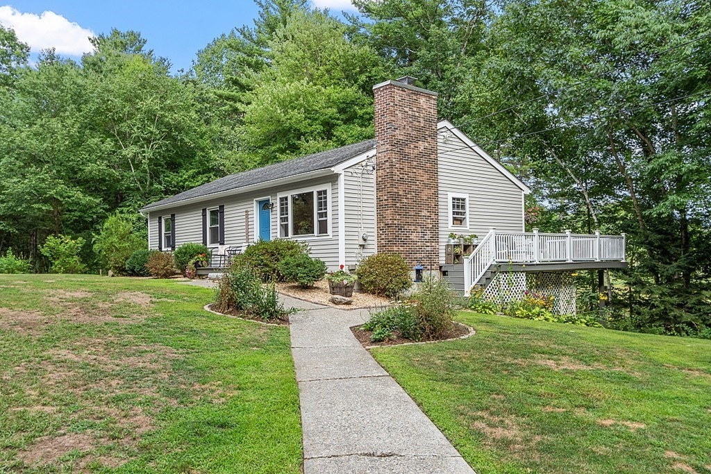 100 Woodland Dr, Lunenburg, MA 01462 MLS 73026394 Coldwell Banker