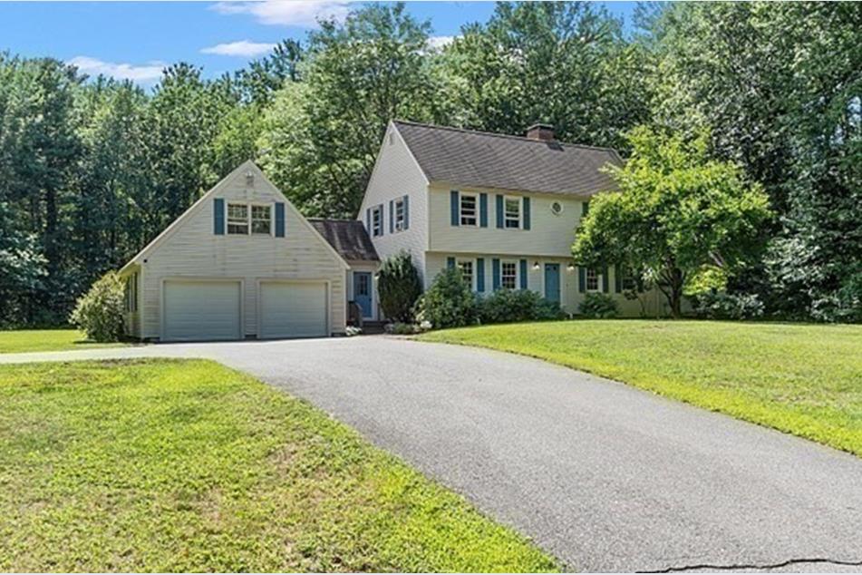 54 Woodland Dr, Lunenburg, MA 01462 MLS 73029383 Coldwell Banker