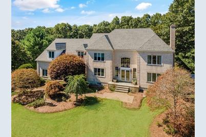 72 Eisenhower Dr, Sharon, MA 02067 - Photo 1