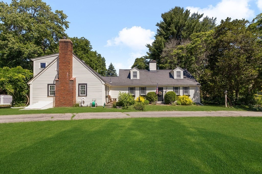 40 Cedar St, Walpole, MA 02081 MLS 73032613 Coldwell Banker