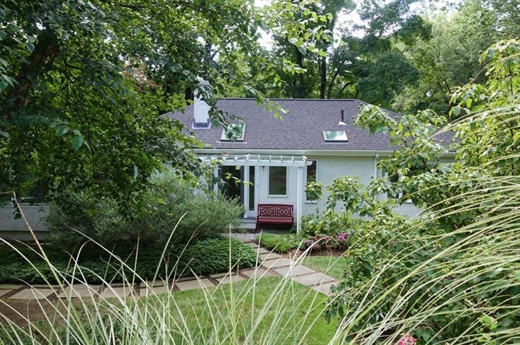 319 S Great Rd, Lincoln, MA 01773 MLS 73034107 Coldwell Banker