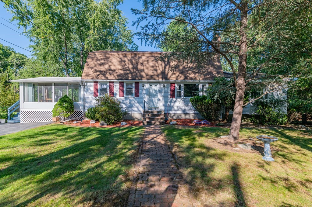 21 Roosevelt Ave, West Bridgewater, MA 02379 MLS 73037940 Coldwell