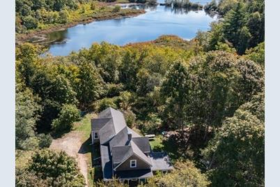 637 Sandwich Rd, Falmouth, MA 02536 - Photo 1