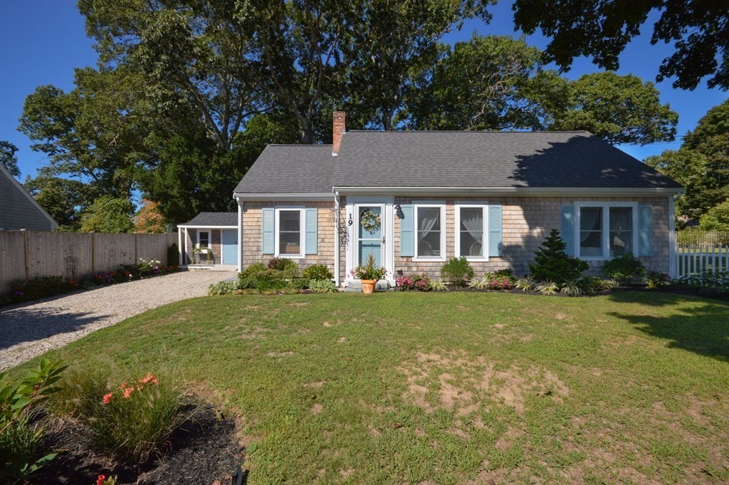 19 Amvets Ave, Falmouth, MA 02540 MLS 73039017 Coldwell Banker