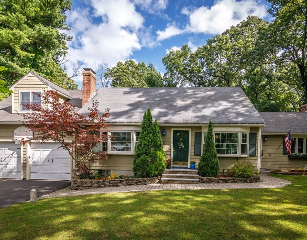 25 Arch St, Westborough, MA 01581 - MLS 73041933 - Coldwell Banker