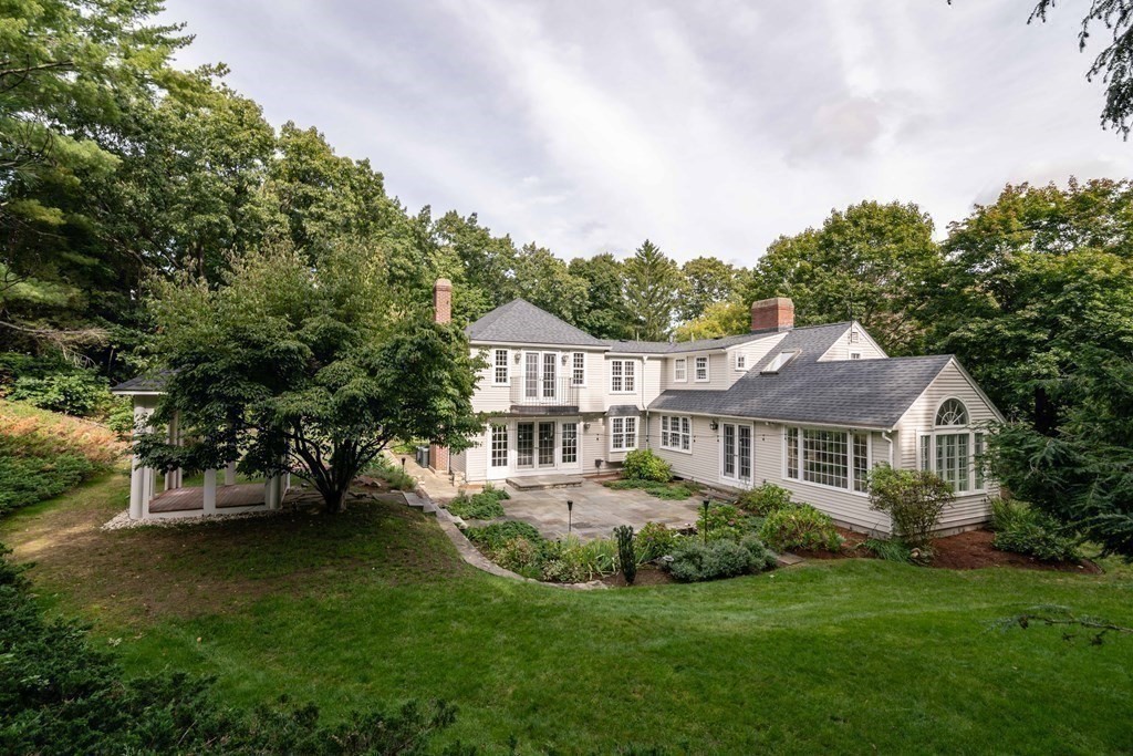 30 Arnold Rd, Hingham, MA 02043 MLS 73044570 Coldwell Banker