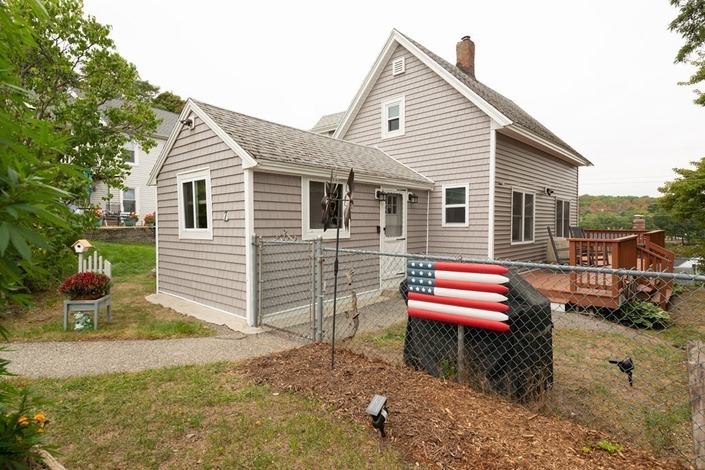 7 Elaine Ave, Peabody, MA 01960 MLS 73047268 Coldwell Banker