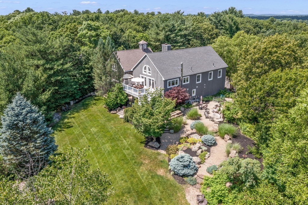 49 Lynnbrook Rd, Lynnfield, MA 01940 MLS 73047421 Coldwell Banker