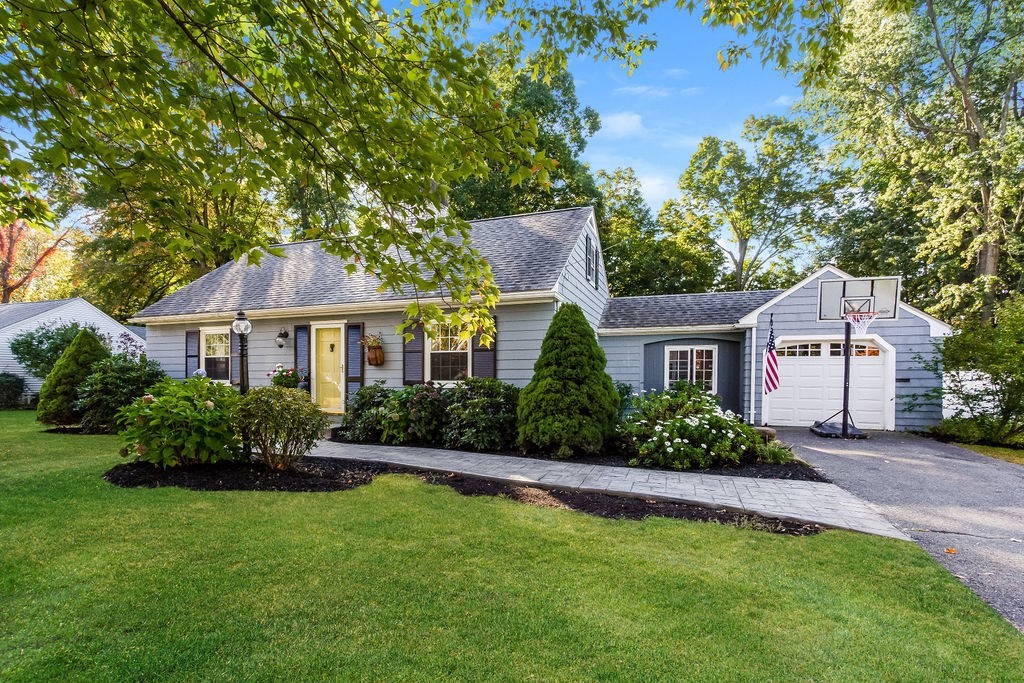 72 Elbert Rd, Agawam, MA 01001 MLS 73047782 Coldwell Banker