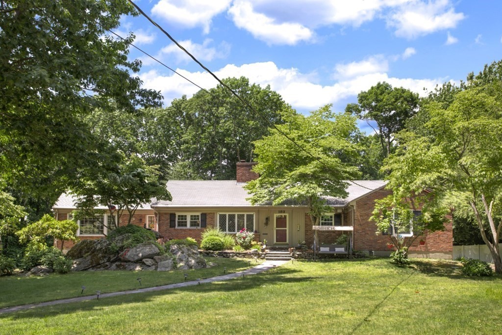 182 Locksley Rd, Lynnfield, MA 01940 MLS 73048296 Coldwell Banker