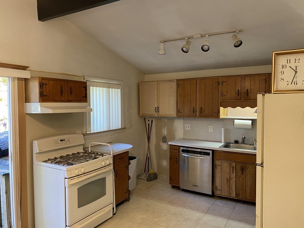 514 Concord Rd, Marlborough, MA 01752 MLS 73050715 Coldwell Banker