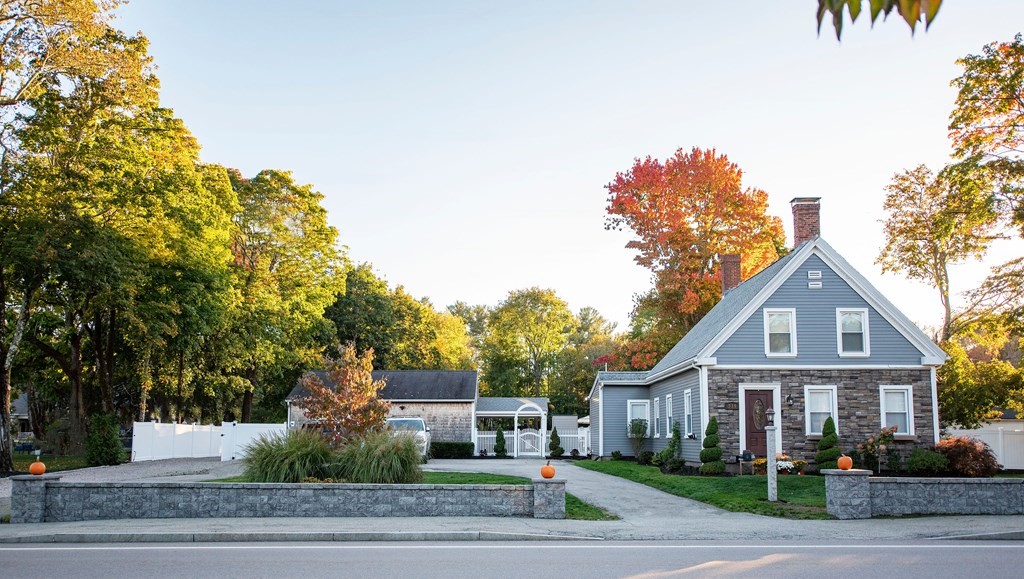 739 Market St, Rockland, MA 02370 MLS 73054324 Coldwell Banker