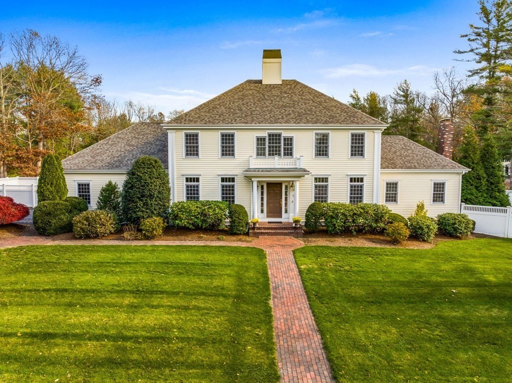 11 Holly Berry Ln, Hanover, MA 02339 MLS 73056470 Coldwell Banker