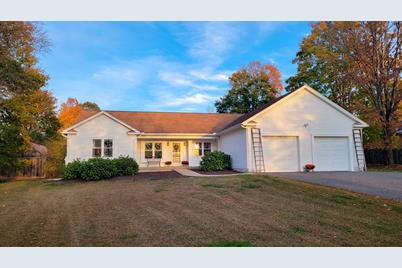 146 Meadowbrook Rd, East Longmeadow, MA 01028 - Photo 1