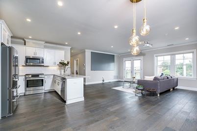 175 North Avenue #203, Wakefield, MA 01880 - Photo 1