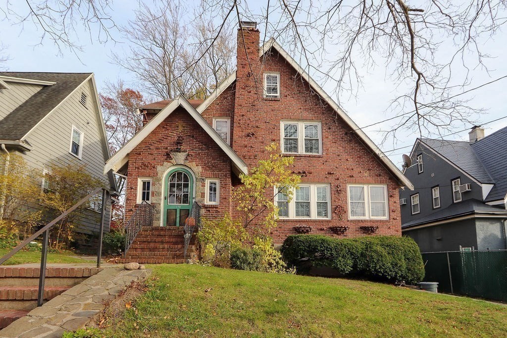 179 Common St, Watertown, MA 02472 MLS 73059742 Coldwell Banker